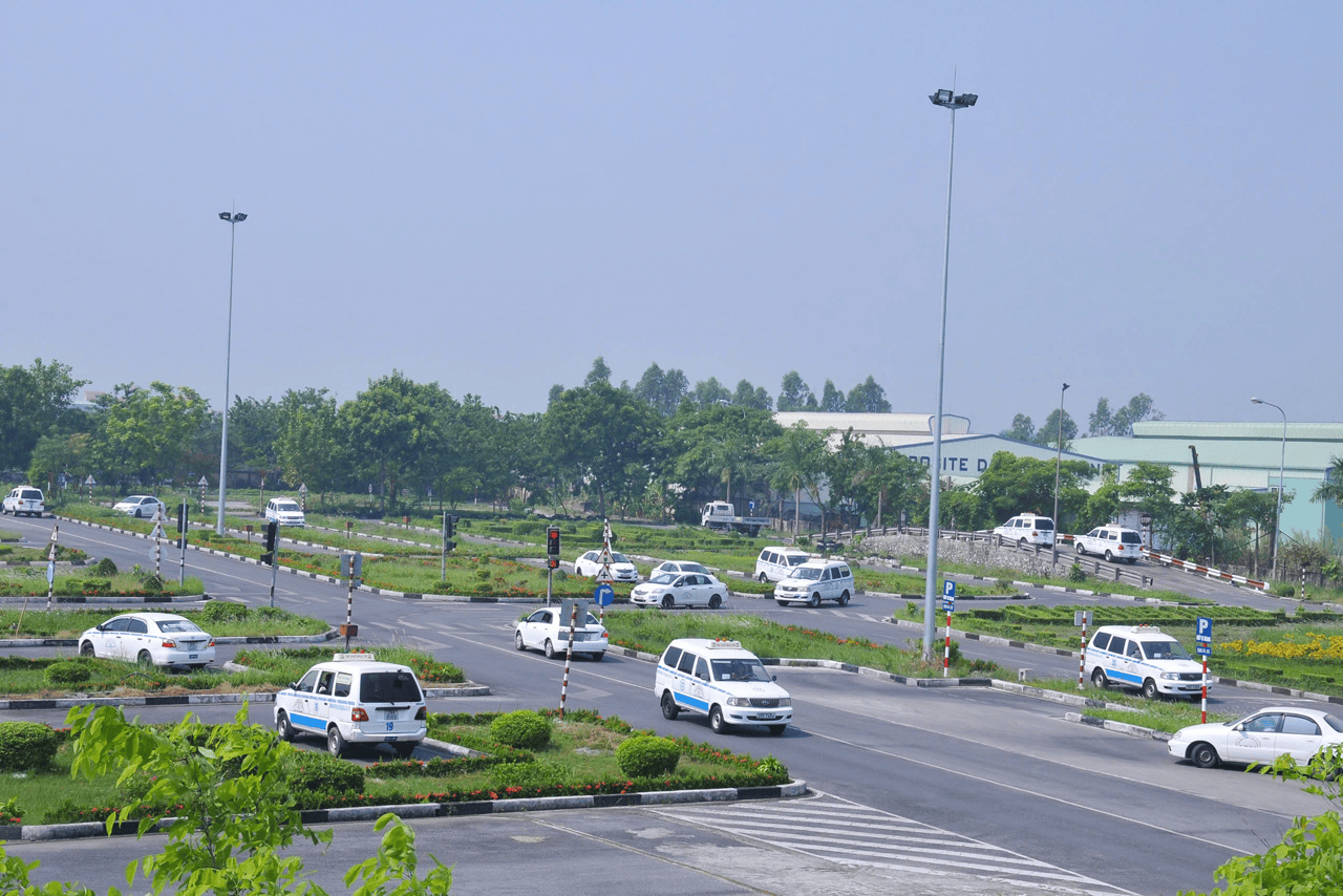 Trung Tâm Học Lái Xe Ô Tô Việt Thanh